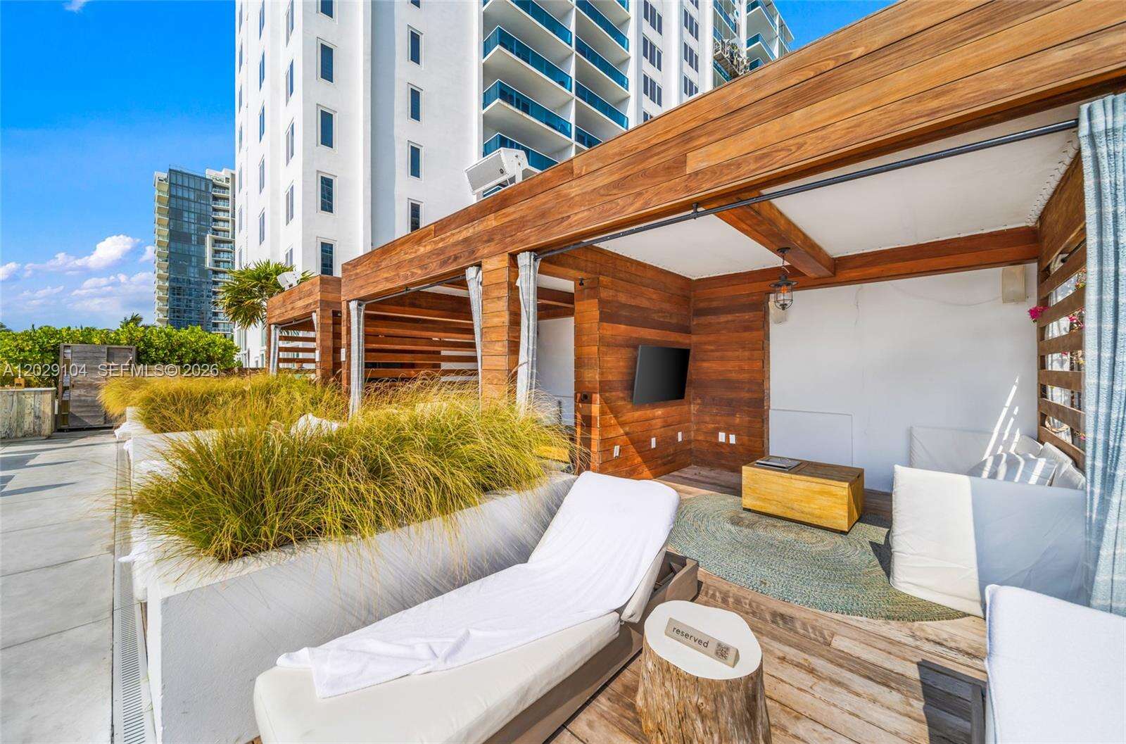Roney Palace at 2301 Collins Ave, Miami Beach, FL 33139 - For Rent photo 30