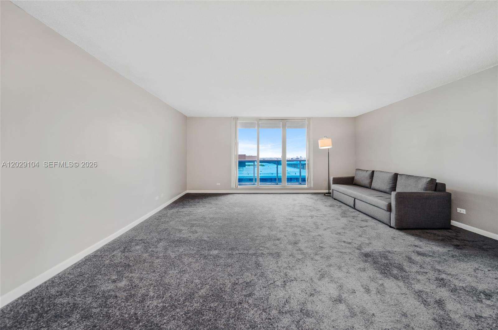 Roney Palace at 2301 Collins Ave, Miami Beach, FL 33139 - For Rent photo 8