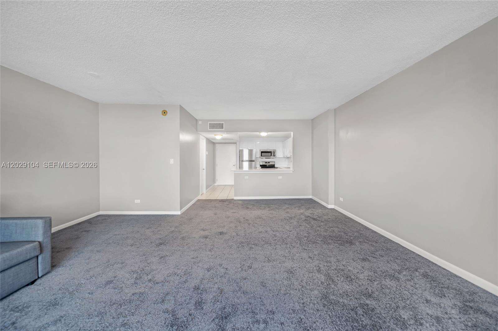 Roney Palace at 2301 Collins Ave, Miami Beach, FL 33139 - For Rent photo 10