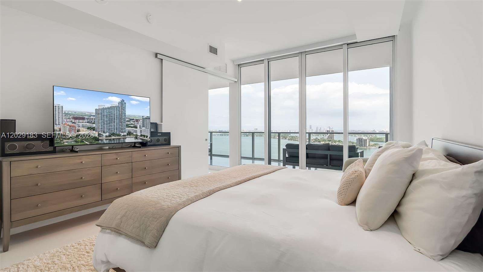 Paramount Bay at 2020 Bayshore Dr, Miami, FL 33137 - For Rent photo 21