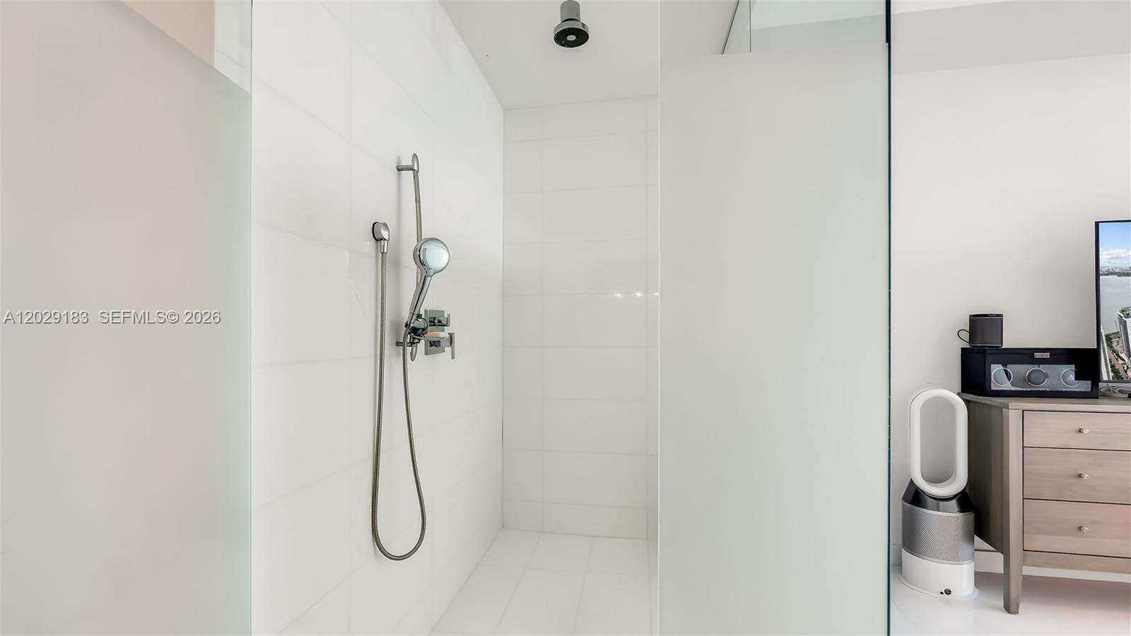 Paramount Bay at 2020 Bayshore Dr, Miami, FL 33137 - For Rent photo 28