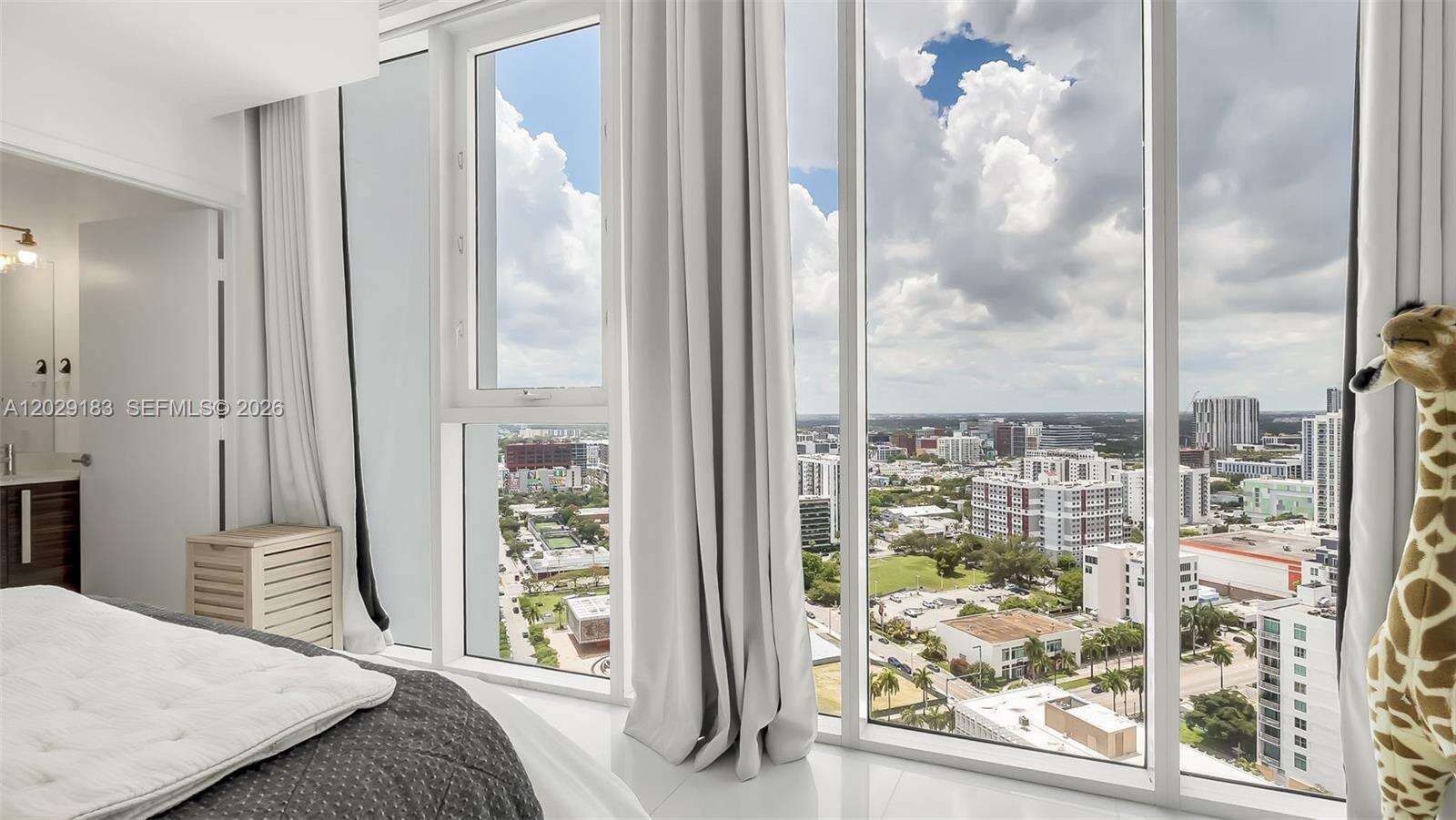 Paramount Bay at 2020 Bayshore Dr, Miami, FL 33137 - For Rent photo 31