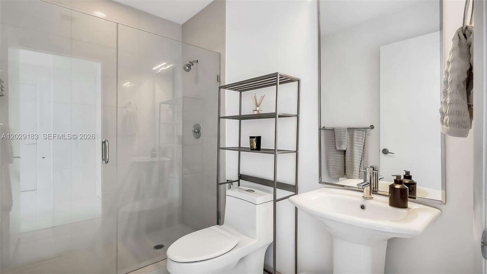 Paramount Bay at 2020 Bayshore Dr, Miami, FL 33137 - For Rent photo 36