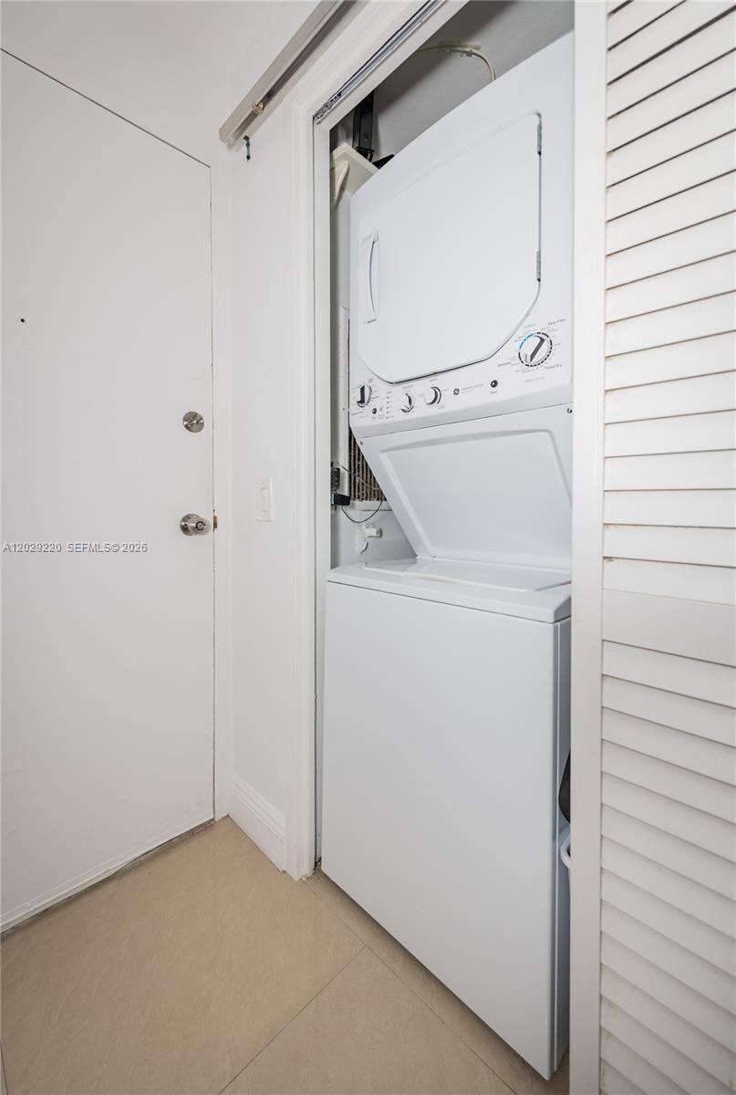 Alexander Towers at 3505 Ocean Dr, Hollywood, FL 33019 - For Rent photo 18