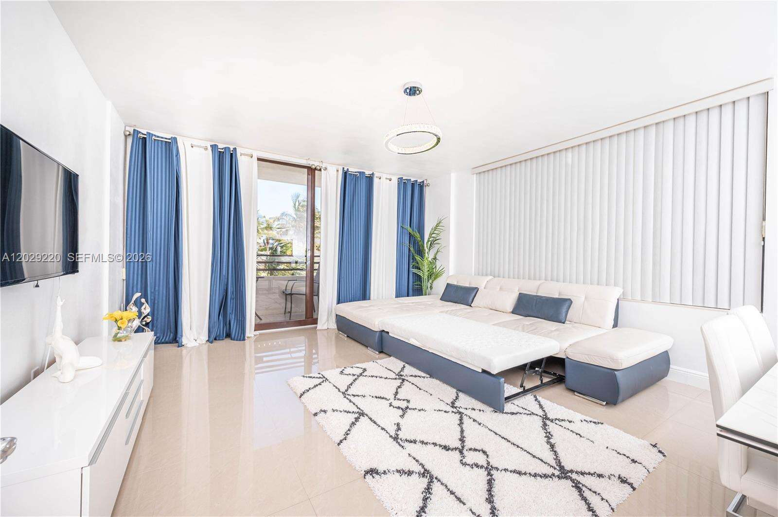 Alexander Towers at 3505 Ocean Dr, Hollywood, FL 33019 - For Rent photo 4