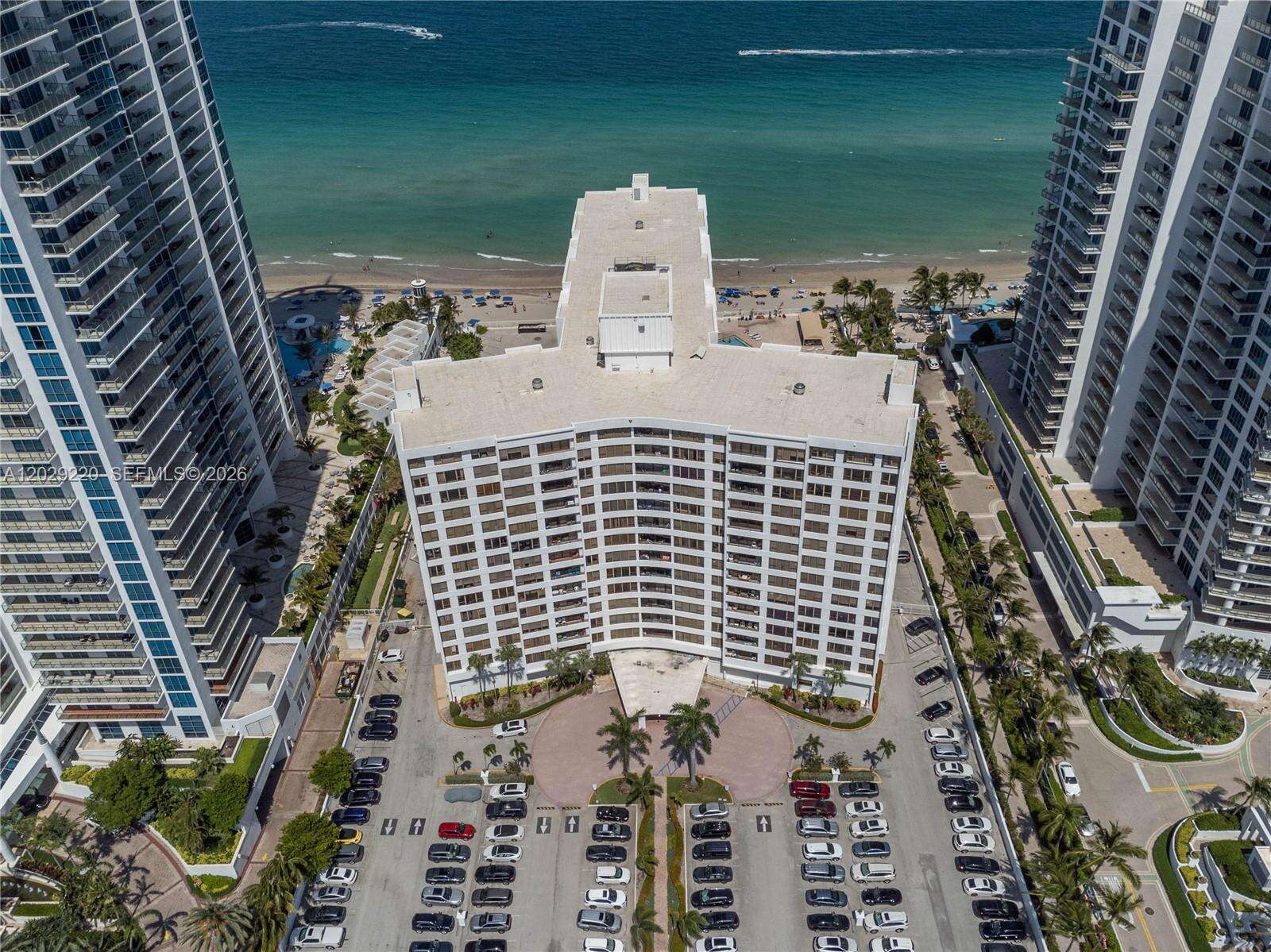 Alexander Towers at 3505 Ocean Dr, Hollywood, FL 33019 - For Rent photo 5