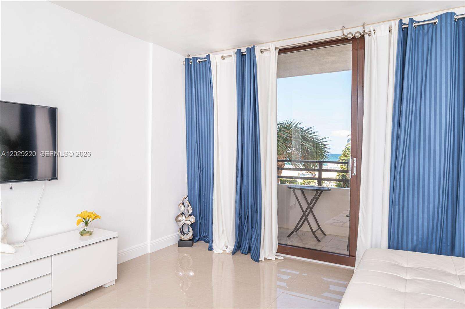 Alexander Towers at 3505 Ocean Dr, Hollywood, FL 33019 - For Rent photo 10