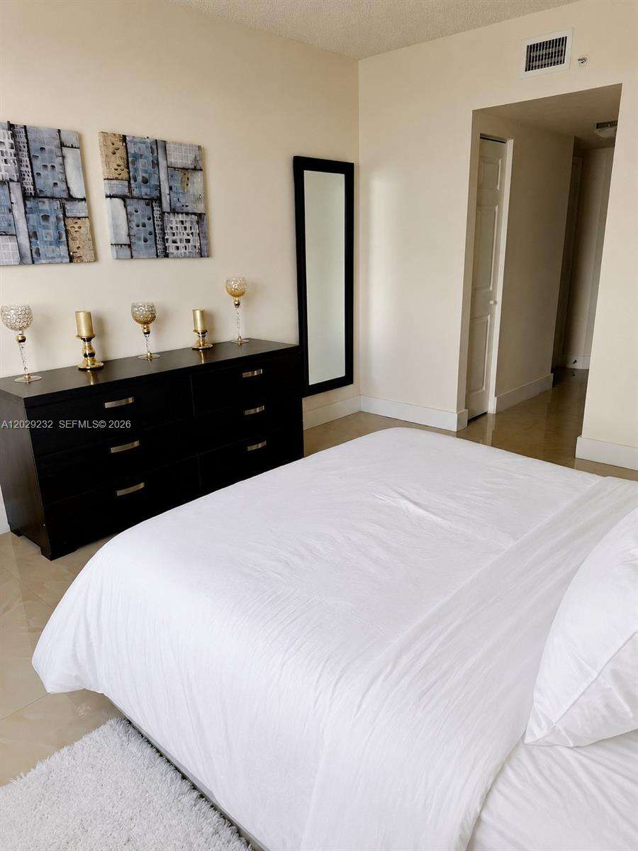 Porto Bellagio at 17100 Bay Rd, Sunny Isles Beach, FL 33160 - For Rent photo 14
