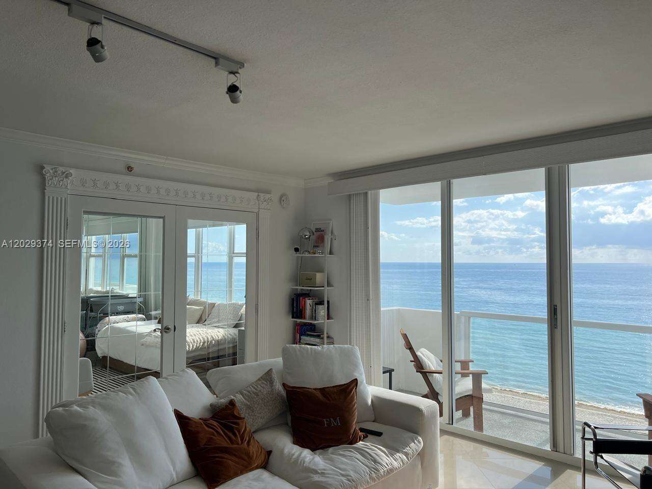 Carlisle On The Ocean at 9195 Collins Ave, Surfside, FL 33154 - For Rent photo 11