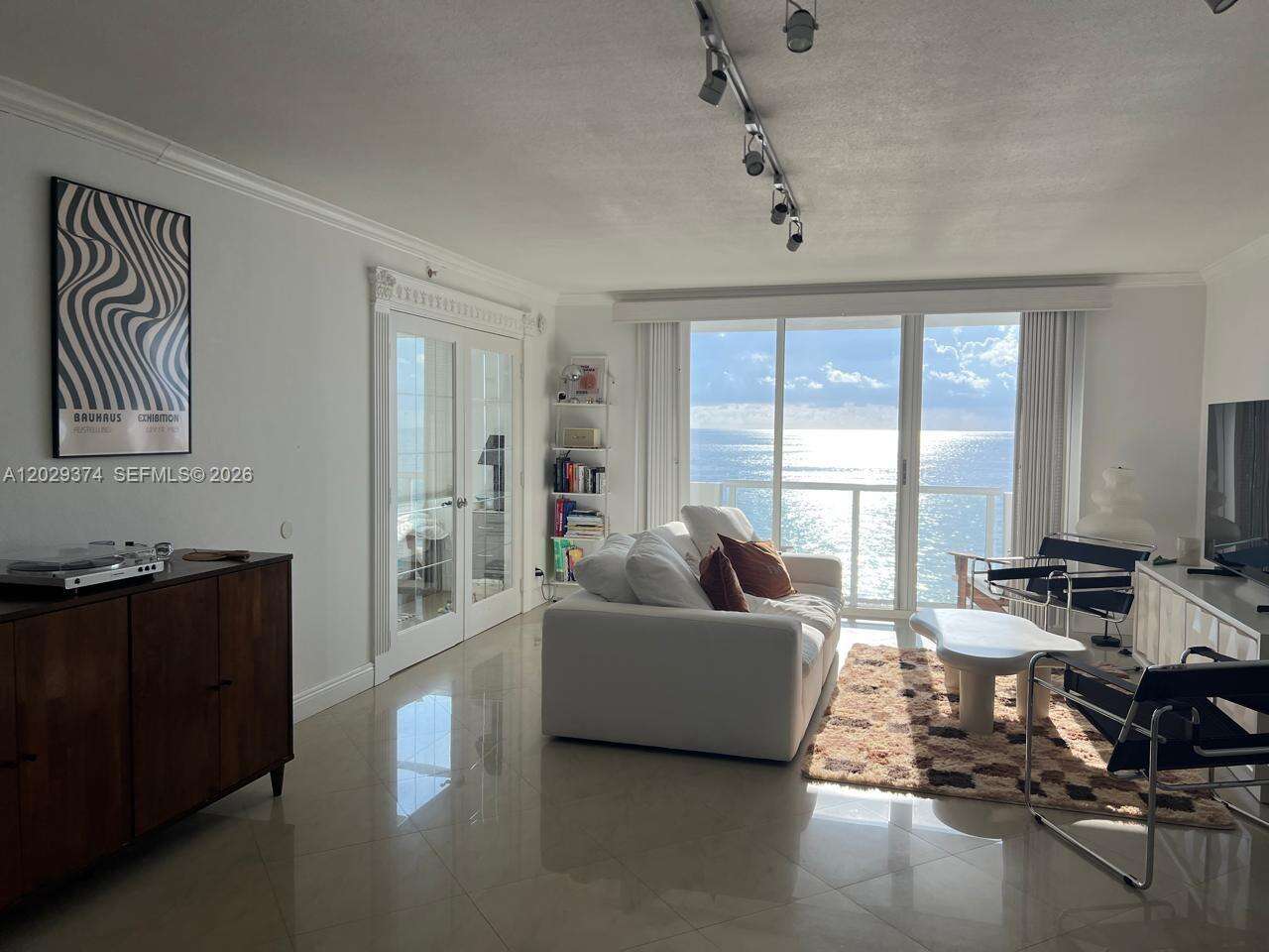 Carlisle On The Ocean at 9195 Collins Ave, Surfside, FL 33154 - For Rent photo 8