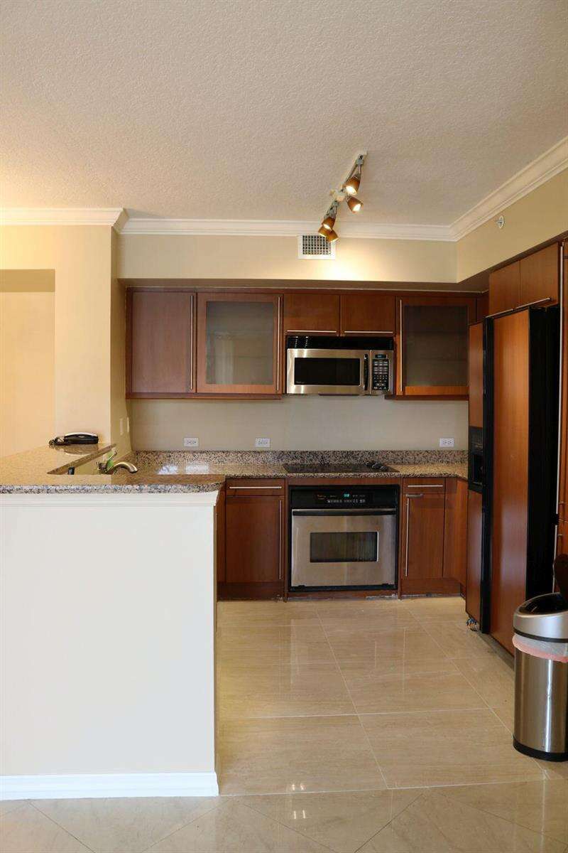 2080 Ocean, Hallandale Beach, FL 33009 - For Rent photo 7