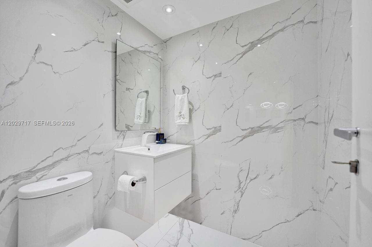 Hamptons West at 20281 Country Club Dr, Aventura, FL 33180 - For Rent photo 18