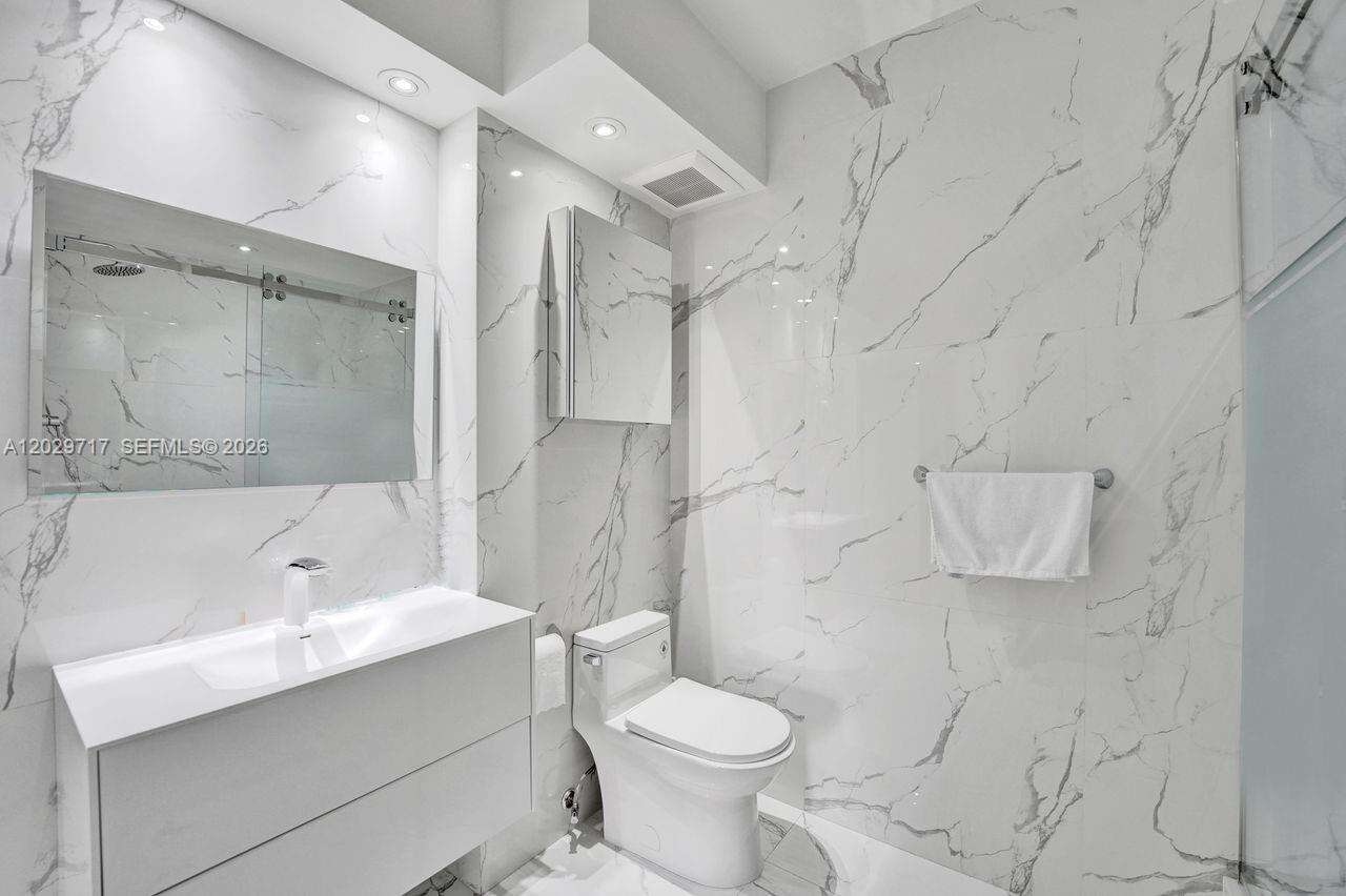 Hamptons West at 20281 Country Club Dr, Aventura, FL 33180 - For Rent photo 56