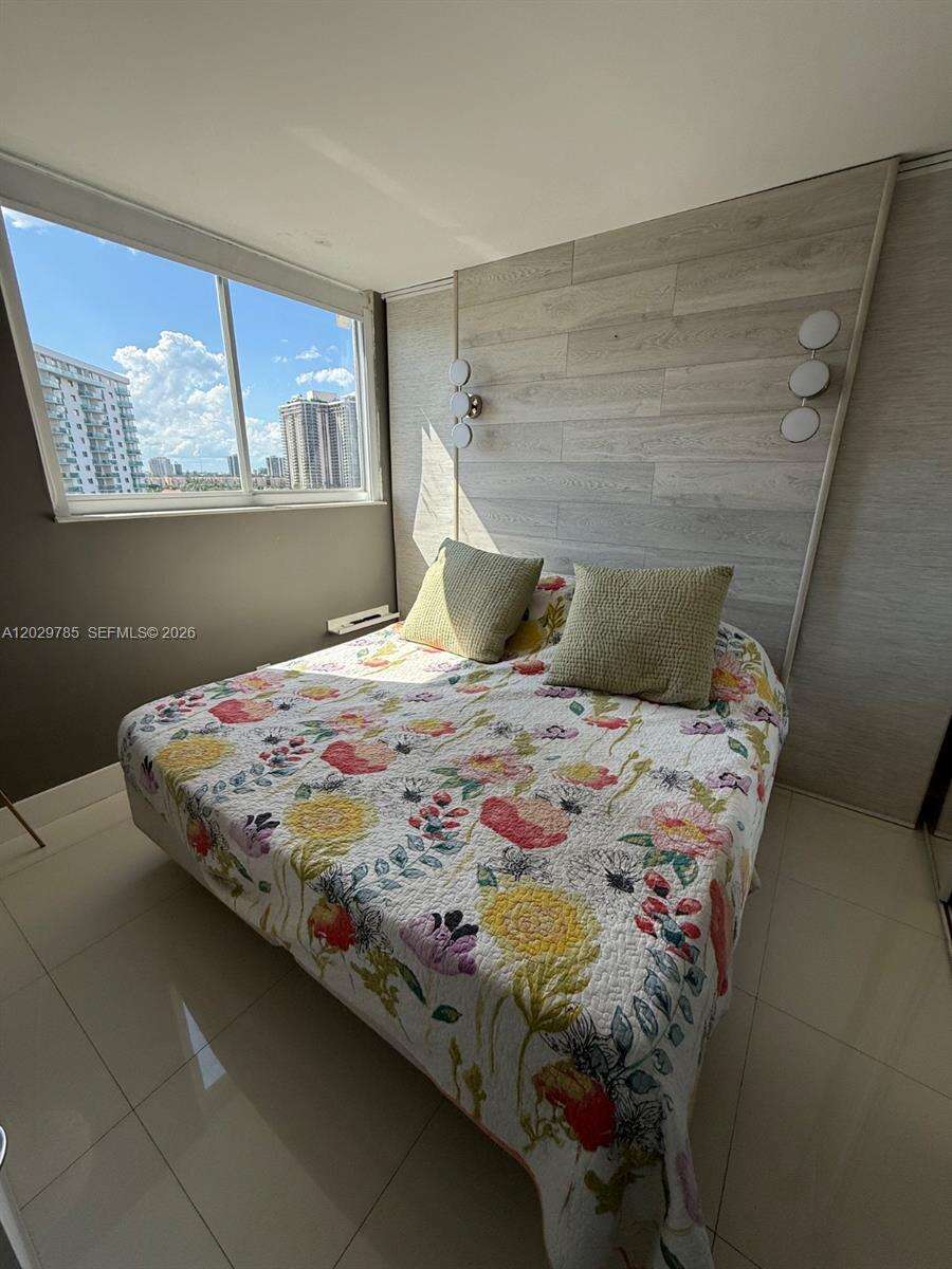 Ocean Reserve at 19370 Collins Ave, Sunny Isles Beach, FL 33160 - For Rent photo 3