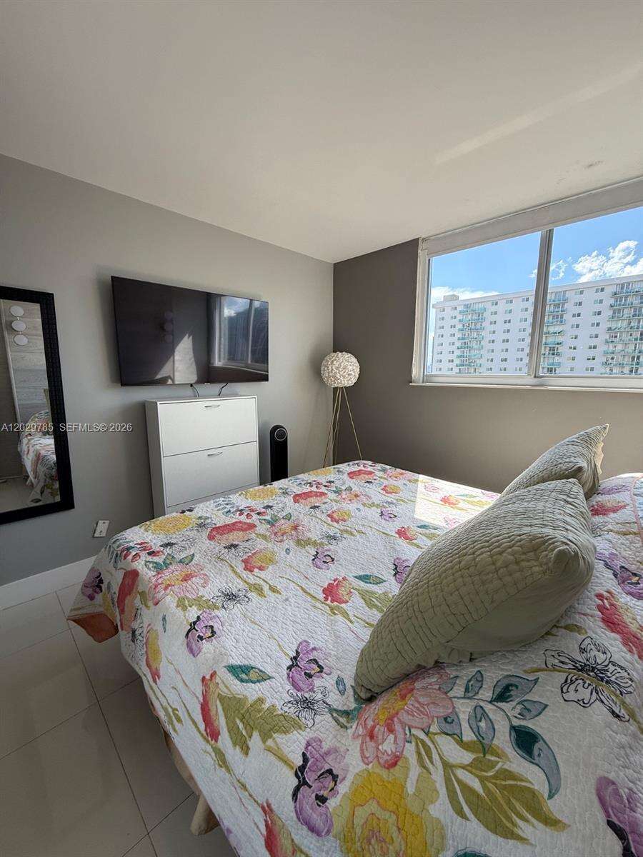 Ocean Reserve at 19370 Collins Ave, Sunny Isles Beach, FL 33160 - For Rent photo 4