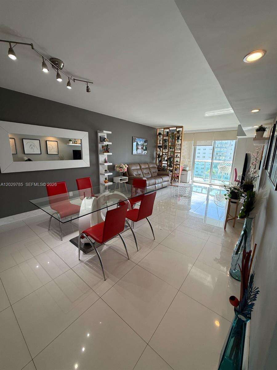 Ocean Reserve at 19370 Collins Ave, Sunny Isles Beach, FL 33160 - For Rent photo 5