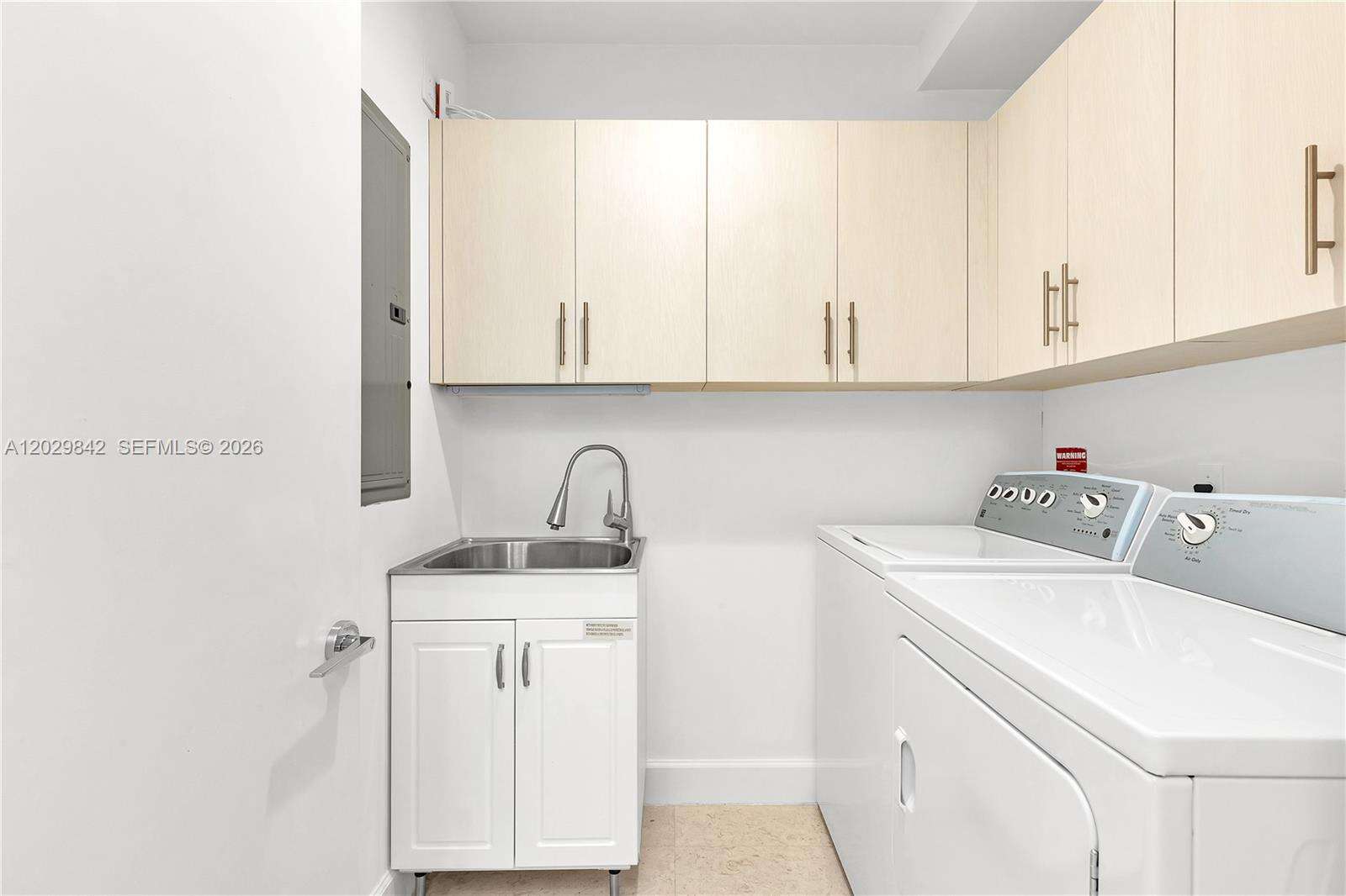 Emerald At Brickell at 218 14 St, Miami, FL 33131 - For Rent photo 15