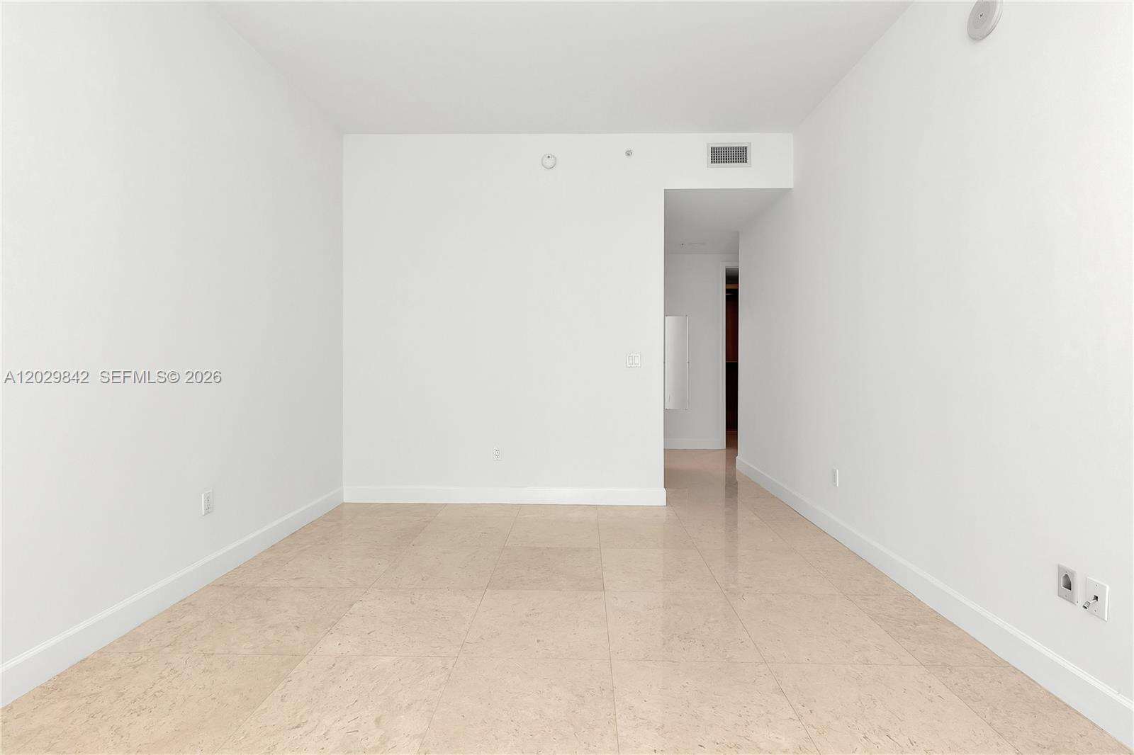 Emerald At Brickell at 218 14 St, Miami, FL 33131 - For Rent photo 21