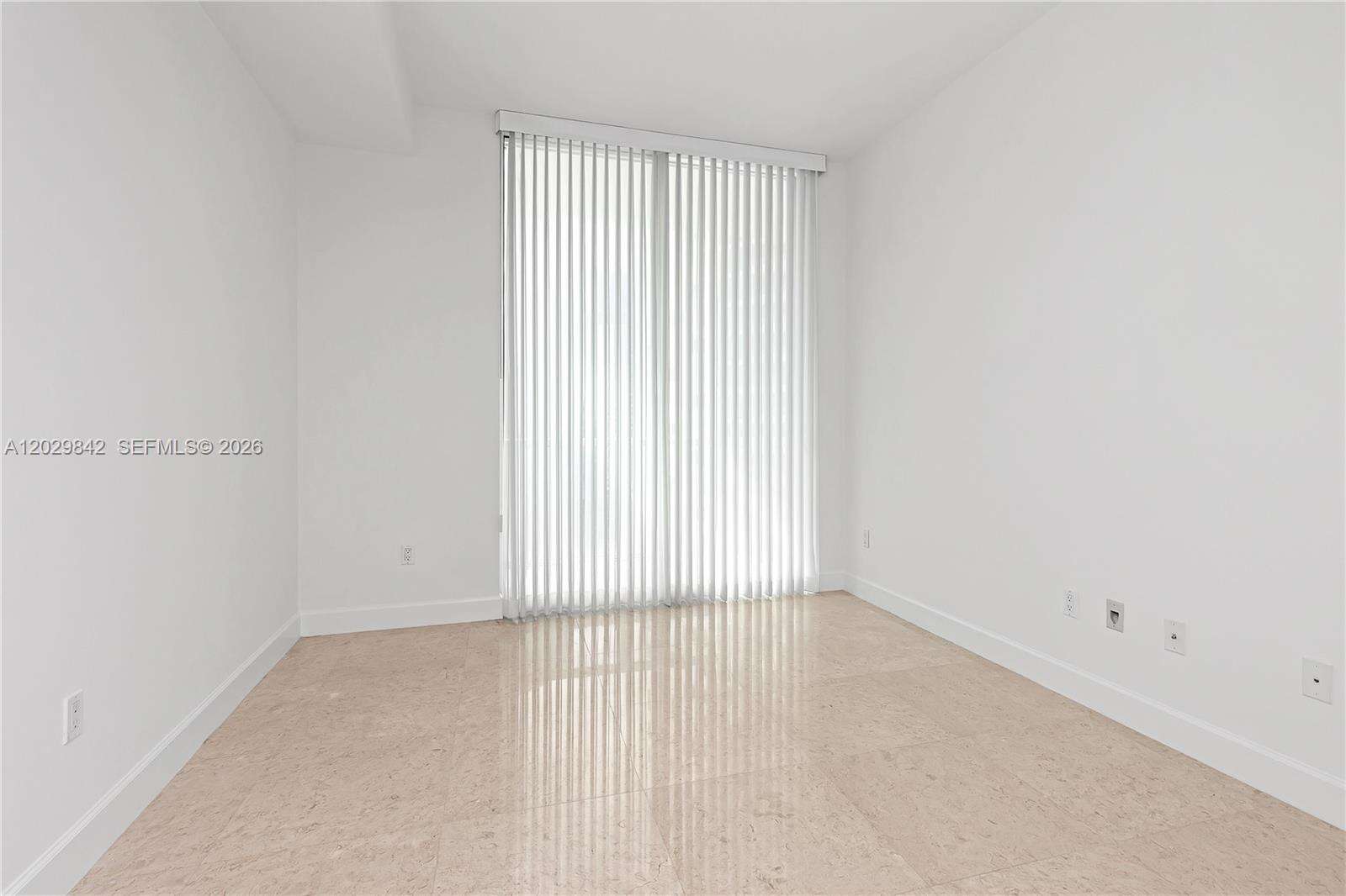 Emerald At Brickell at 218 14 St, Miami, FL 33131 - For Rent photo 22