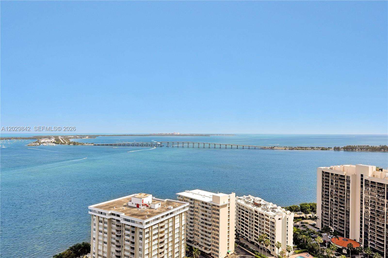 Emerald At Brickell at 218 14 St, Miami, FL 33131 - For Rent photo 32