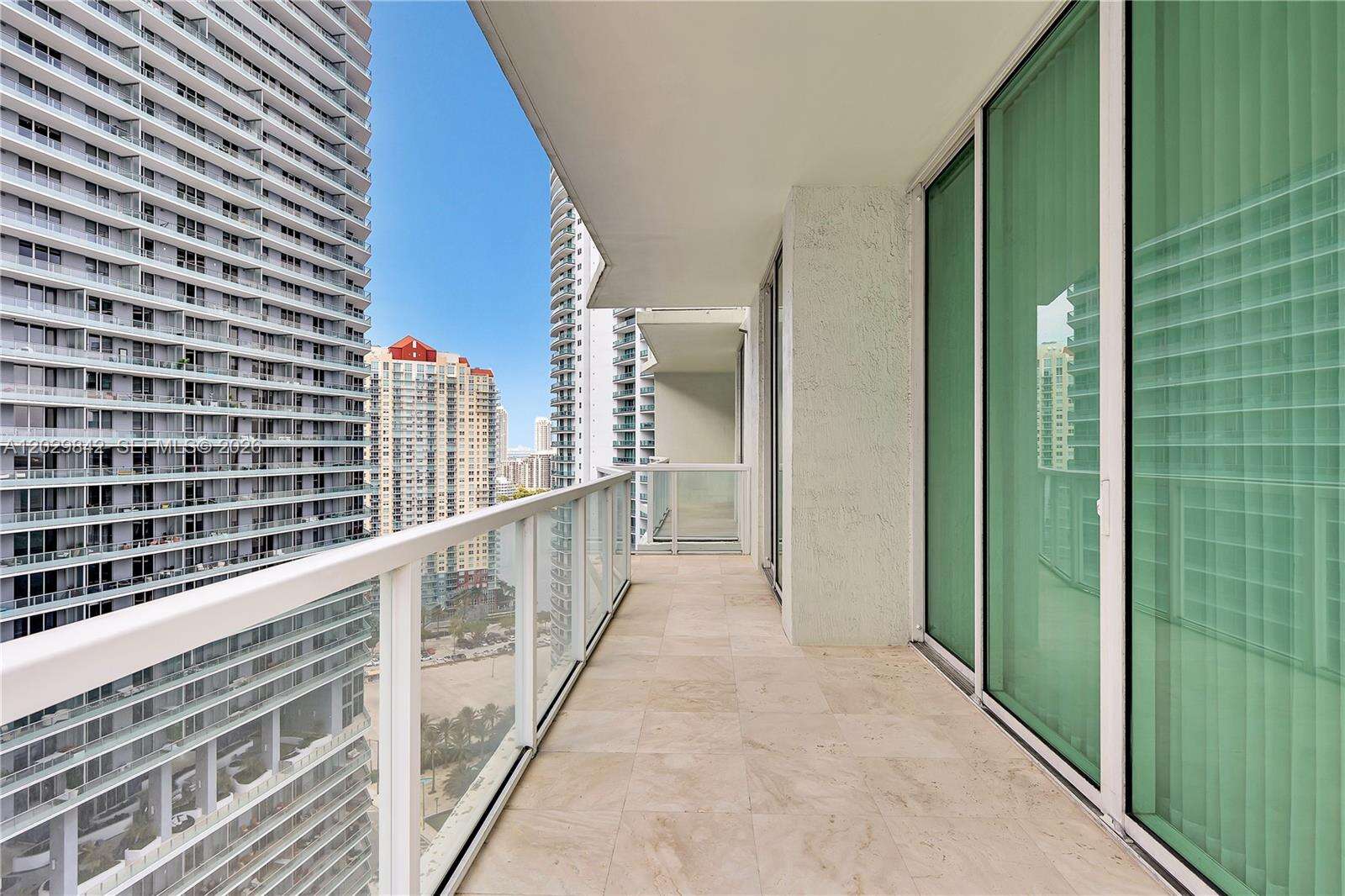 Emerald At Brickell at 218 14 St, Miami, FL 33131 - For Rent photo 7