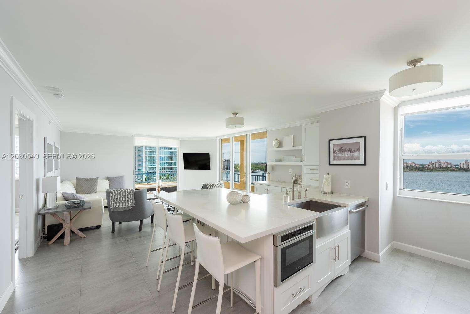 Yacht Club At Portofino at 90 Alton Rd, Miami Beach, FL 33139 - For Rent photo 1