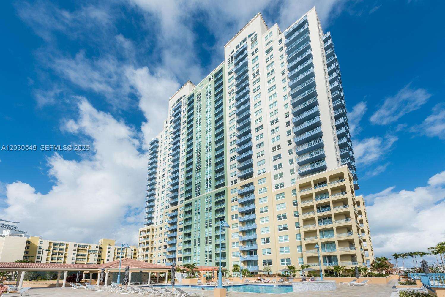 Yacht Club At Portofino at 90 Alton Rd, Miami Beach, FL 33139 - For Rent photo 27