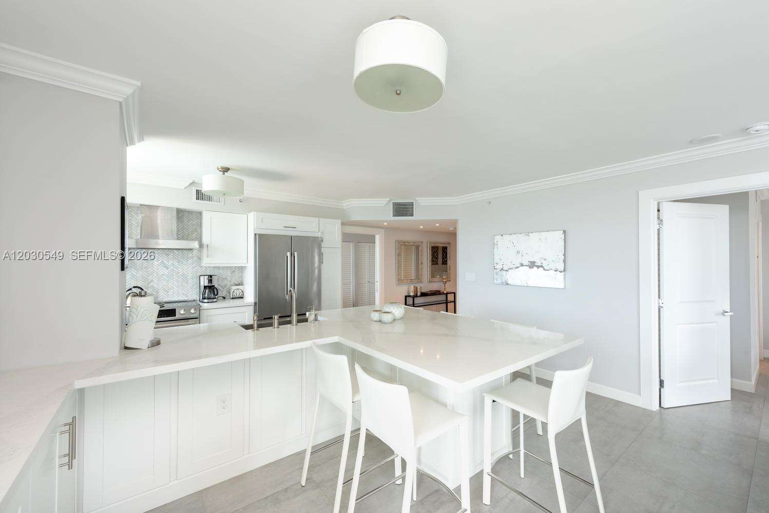 Yacht Club At Portofino at 90 Alton Rd, Miami Beach, FL 33139 - For Rent photo 6