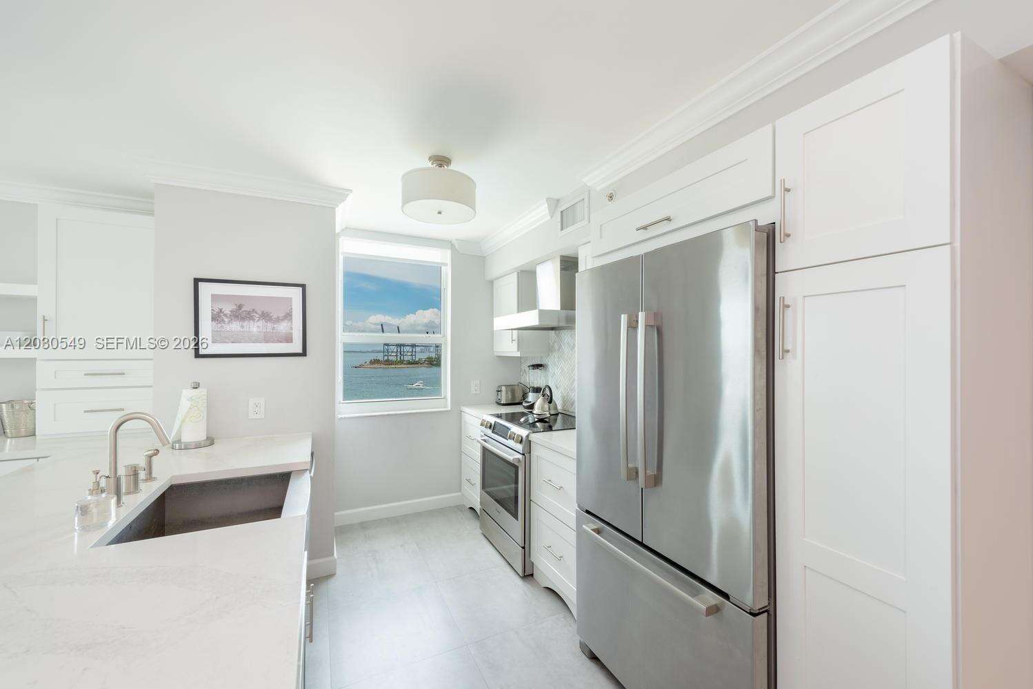 Yacht Club At Portofino at 90 Alton Rd, Miami Beach, FL 33139 - For Rent photo 10