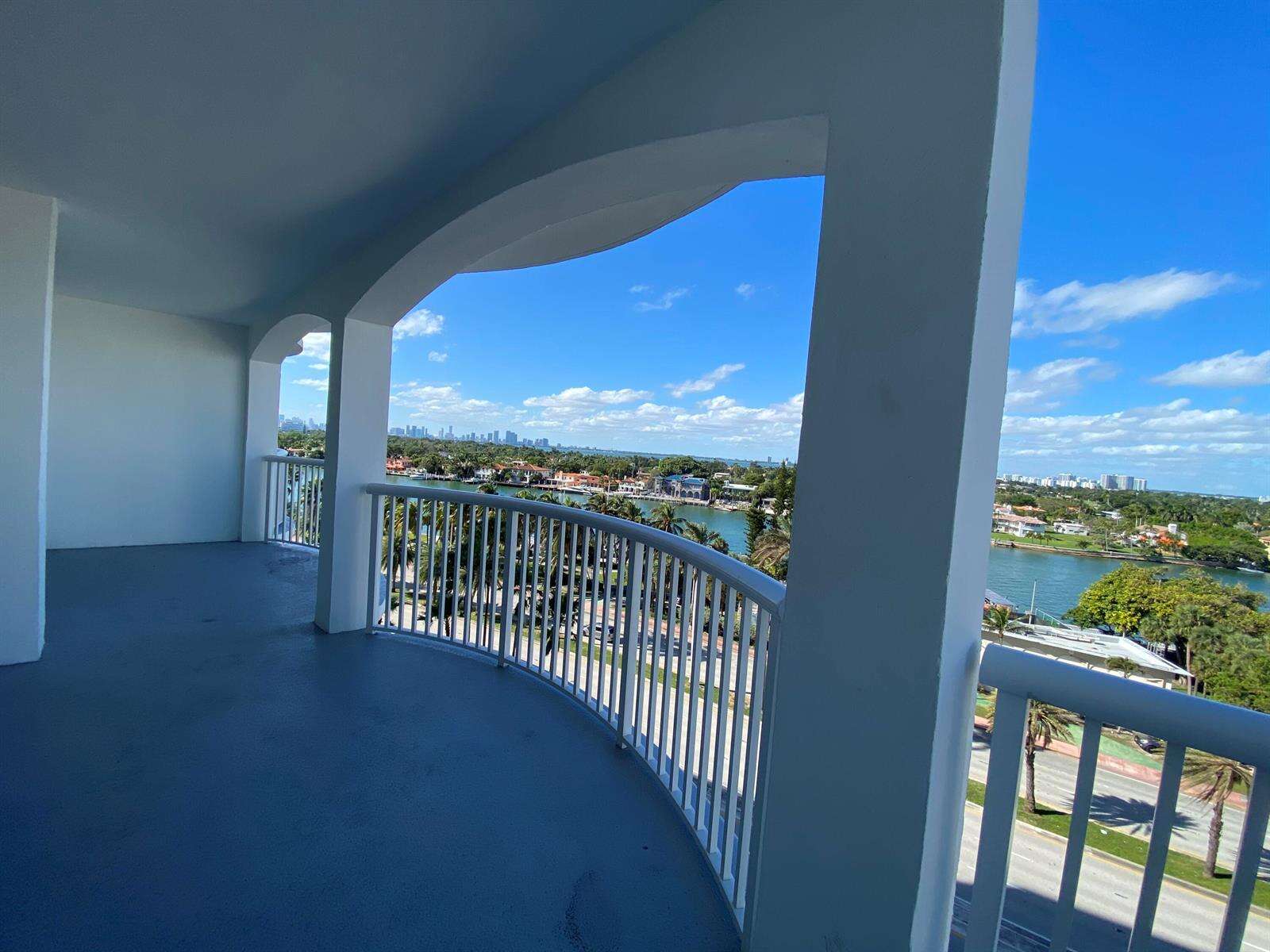 The Carriage House at 5401 Collins, Miami Beach, FL 33140 - For Rent photo 22