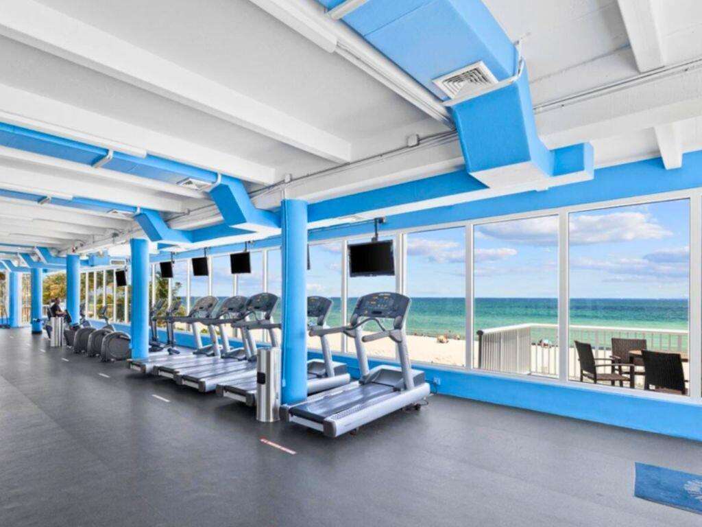 The Carriage House at 5401 Collins, Miami Beach, FL 33140 - For Rent photo 30