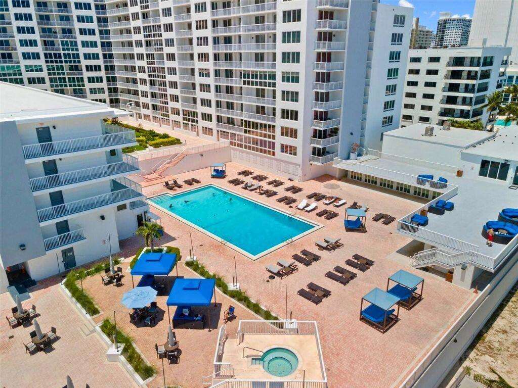 The Carriage House at 5401 Collins, Miami Beach, FL 33140 - For Rent photo 31