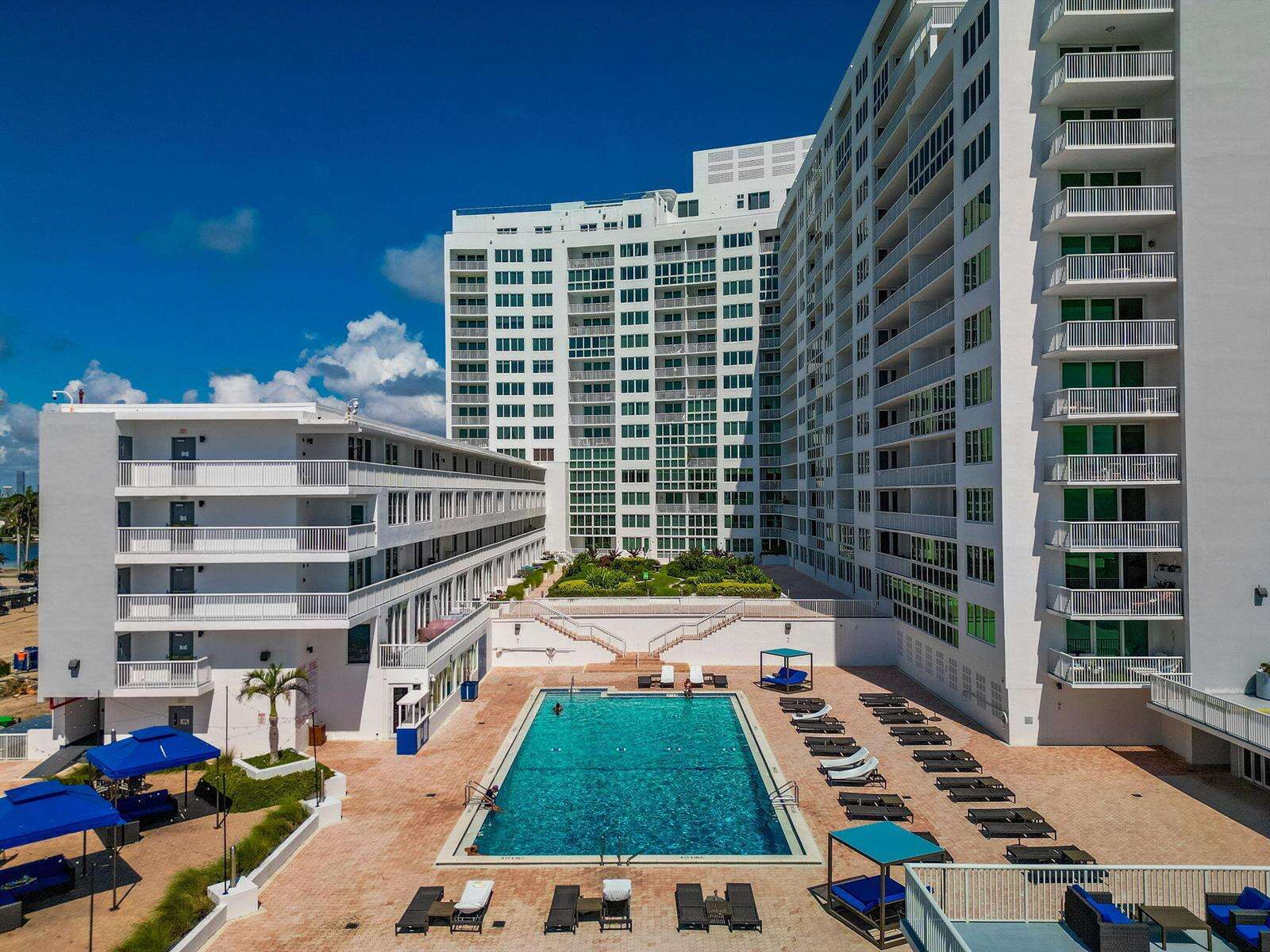 The Carriage House at 5401 Collins, Miami Beach, FL 33140 - For Rent photo 33