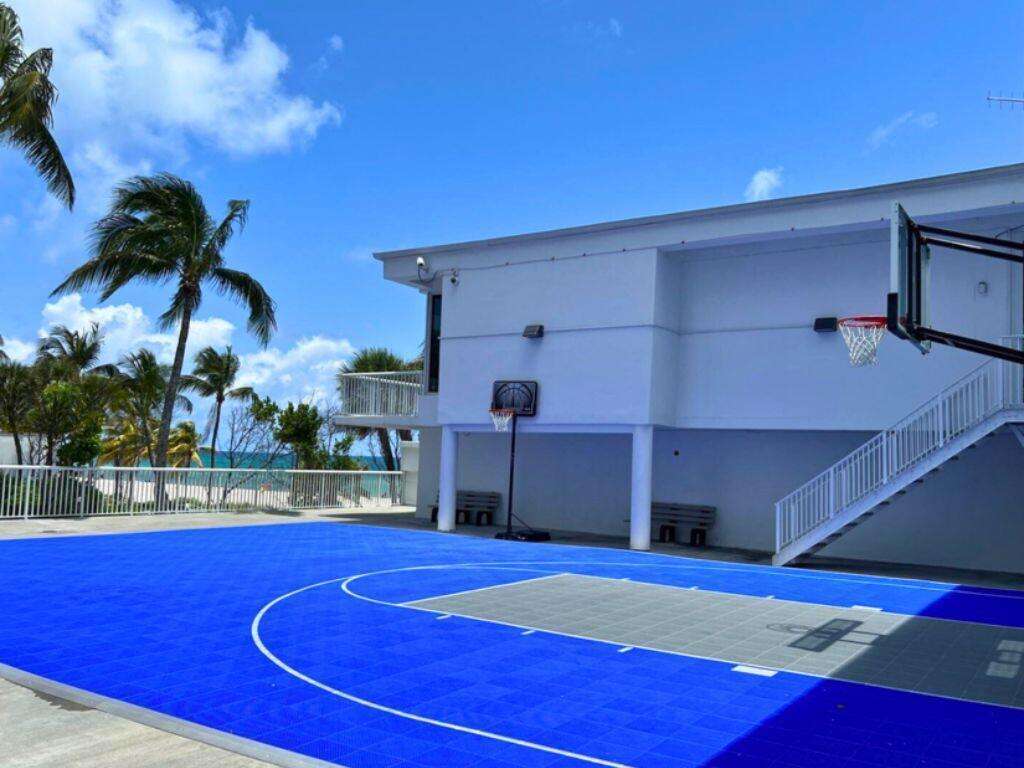 The Carriage House at 5401 Collins, Miami Beach, FL 33140 - For Rent photo 34