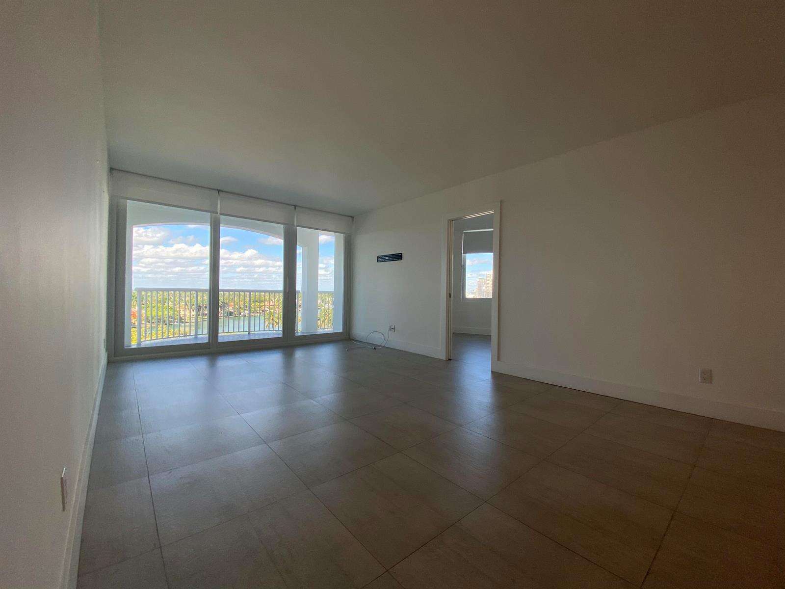 The Carriage House at 5401 Collins, Miami Beach, FL 33140 - For Rent photo 7