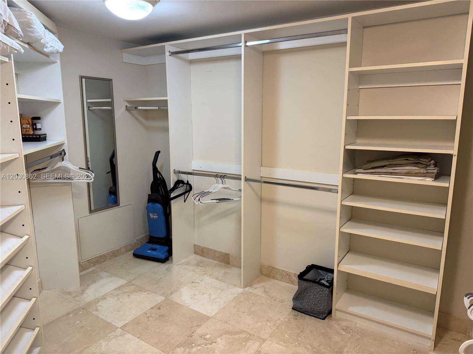 7000 Williams Island at 7000 Island Blvd, Aventura, FL 33160 - For Rent photo 11