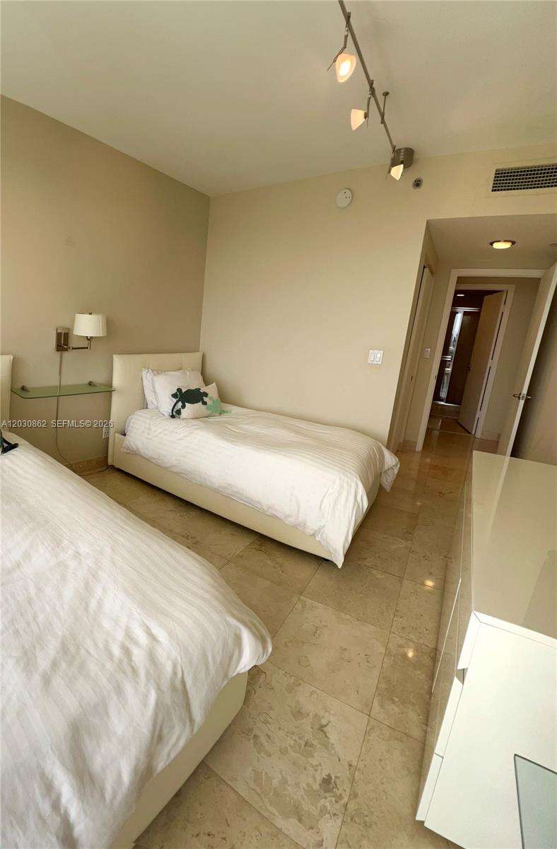7000 Williams Island at 7000 Island Blvd, Aventura, FL 33160 - For Rent photo 23