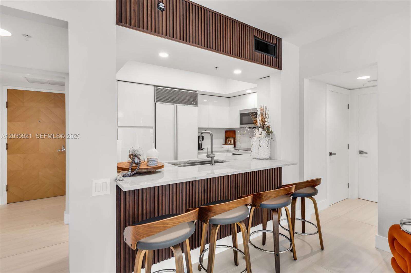 1500 Ocean Dr, Miami Beach, FL 33139 - For Rent photo 8