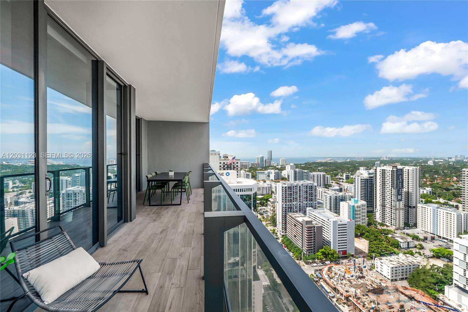 Rise Brickell at 88 7 St, Miami, FL 33130 - For Rent photo 2