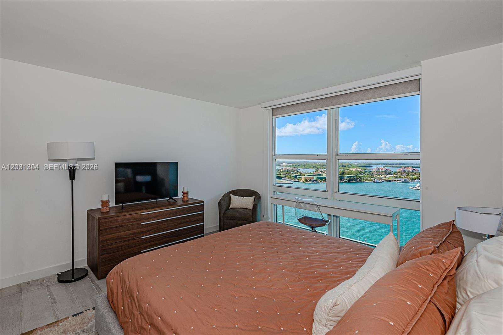 Yacht Club At Portofino at 90 Alton Rd, Miami Beach, FL 33139 - For Rent photo 16