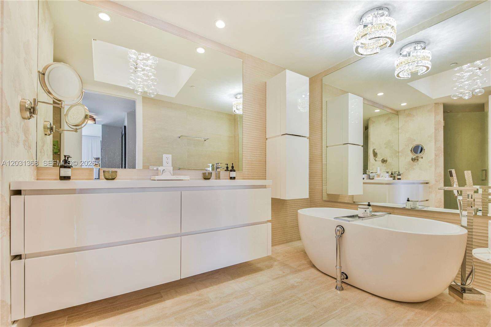 Continuum South Tower at 100 Pointe Dr, Miami Beach, FL 33139 - Out Of market photo 21