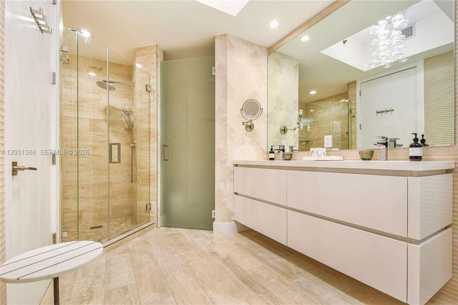 Continuum South Tower at 100 Pointe Dr, Miami Beach, FL 33139 - Out Of market photo 22