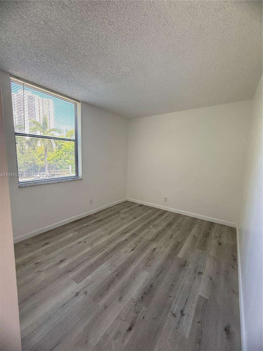 Villa Dorada at 20200 Country Club Dr, Aventura, FL 33180 - For Rent photo 6