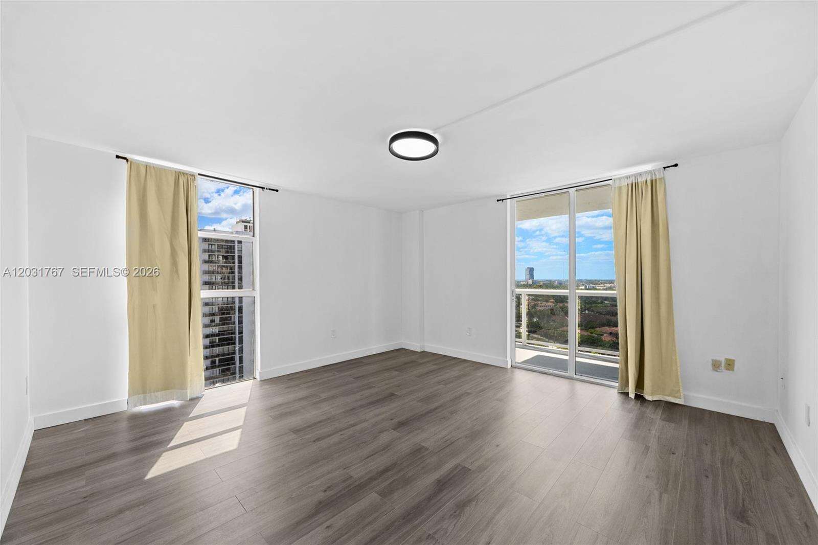 Waterview at 20505 Country Club Dr, Aventura, FL 33180 - For Rent photo 7