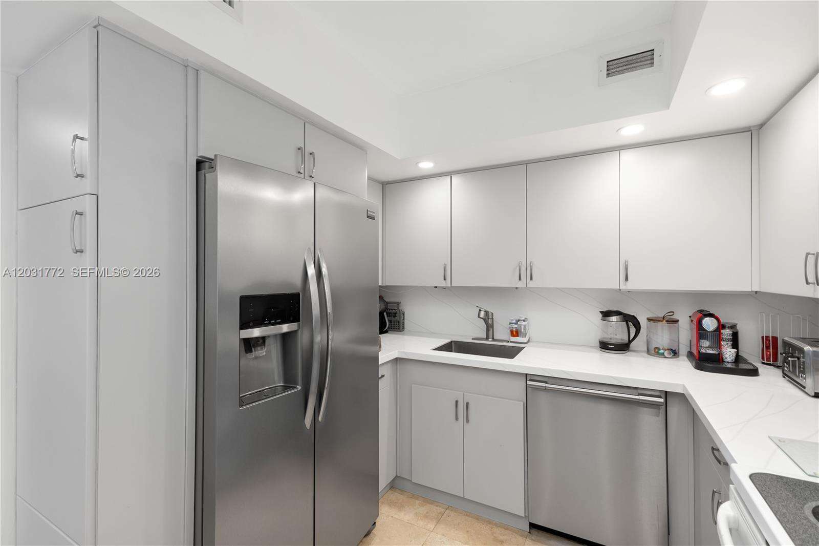 5600 Collins Ave, Miami Beach, FL 33140 - For Rent photo 11