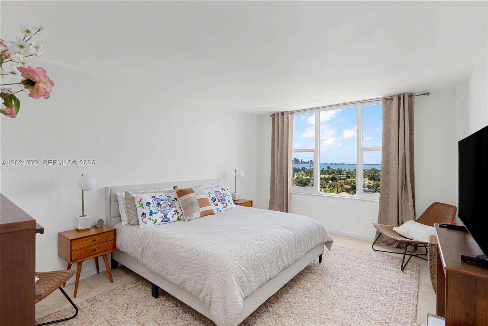 5600 Collins Ave, Miami Beach, FL 33140 - For Rent photo 15