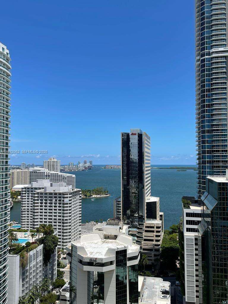 1010 Brickell at 1010 Brickell Ave, Miami, FL 33131 - For Rent photo 1