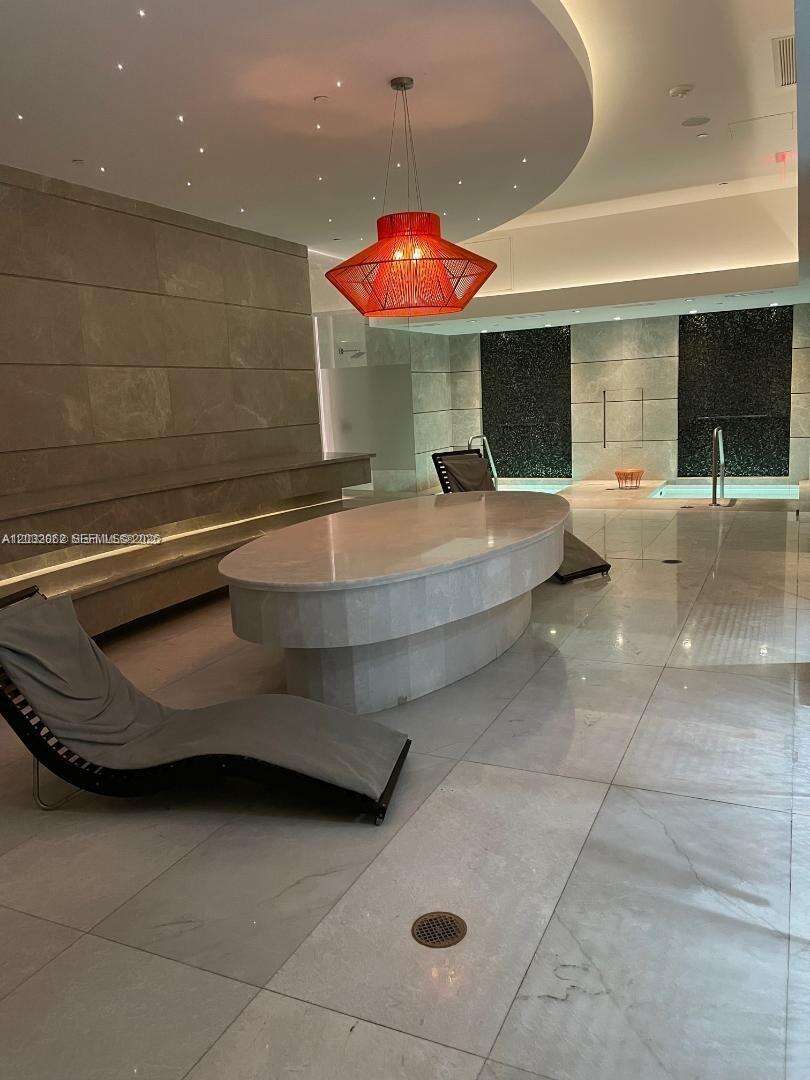 1010 Brickell at 1010 Brickell Ave, Miami, FL 33131 - For Rent photo 18
