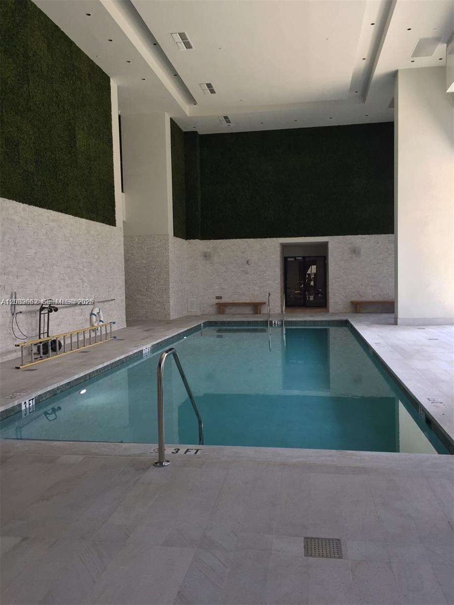 1010 Brickell at 1010 Brickell Ave, Miami, FL 33131 - For Rent photo 19