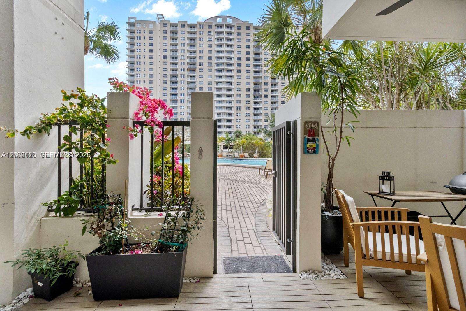 Brickell Key 1 at 520 Brickell Key Dr, Miami, FL 33131 - For Rent photo 12